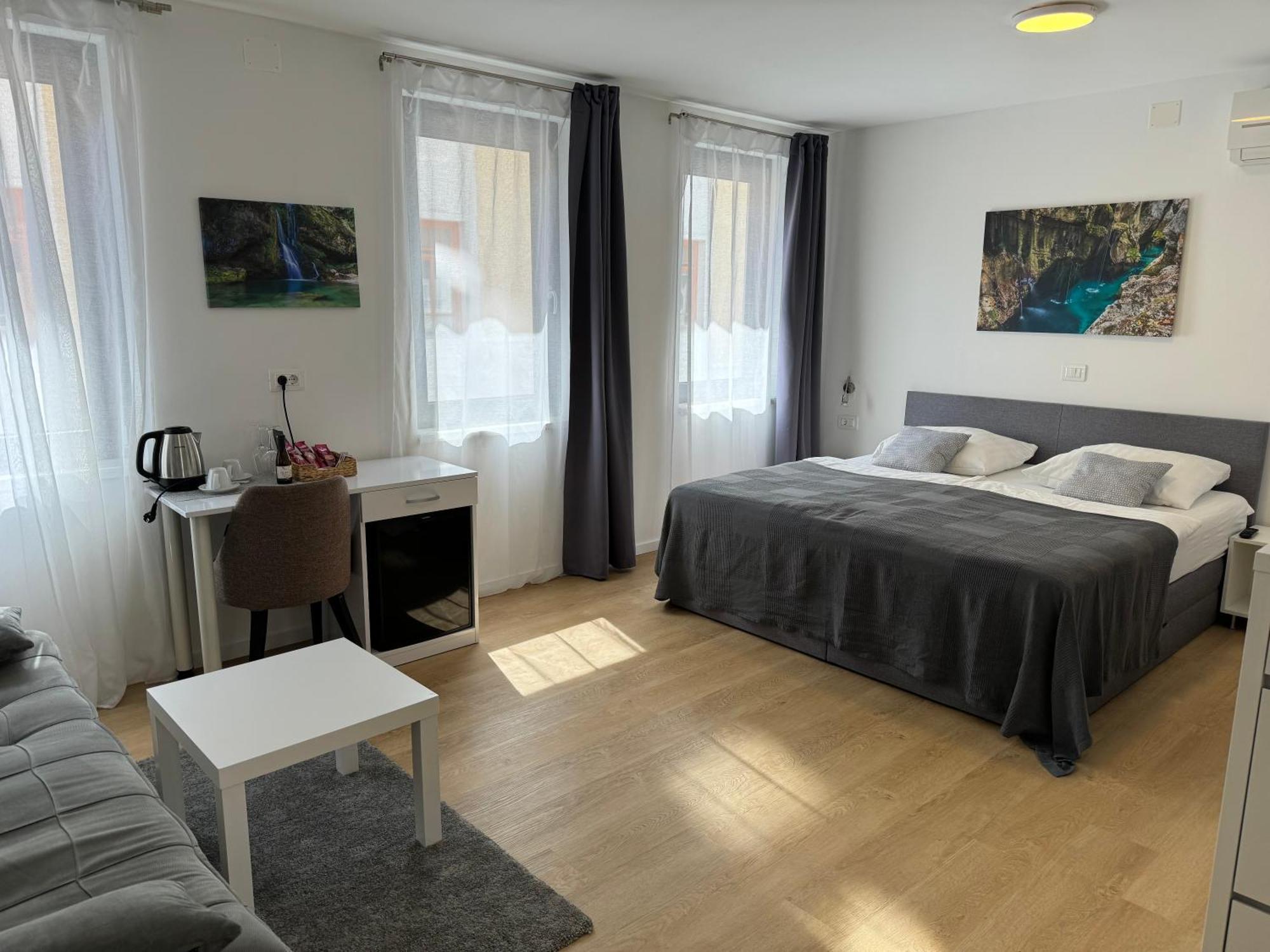 Gostisce Sovdat Bovec Exteriör bild